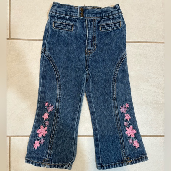 Toddler Outfit Bundle - Picture 4 of 9